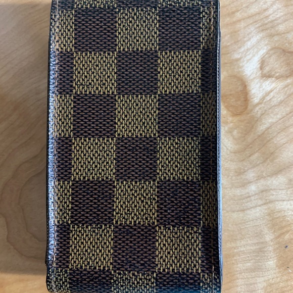 Louis Vuitton Cigarette Case - Picture 2 of 16